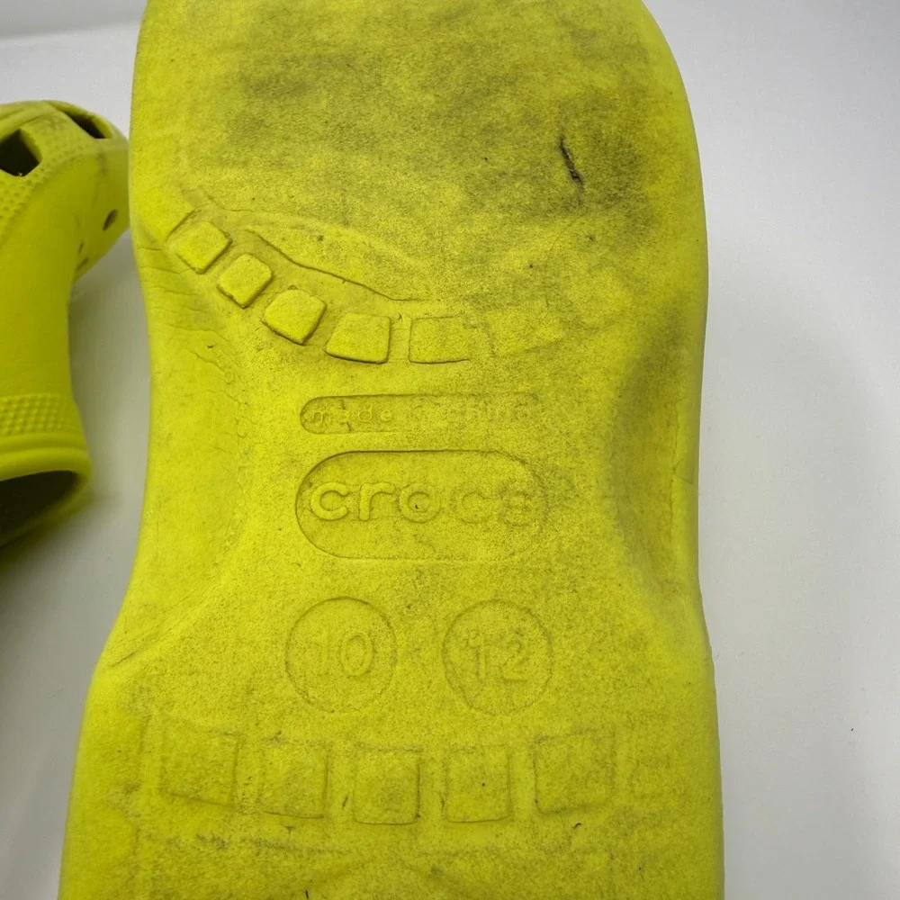 Crocs Classic Clog Mens 10 Neon Yellow Lime Green Slip On Comfort Shoes